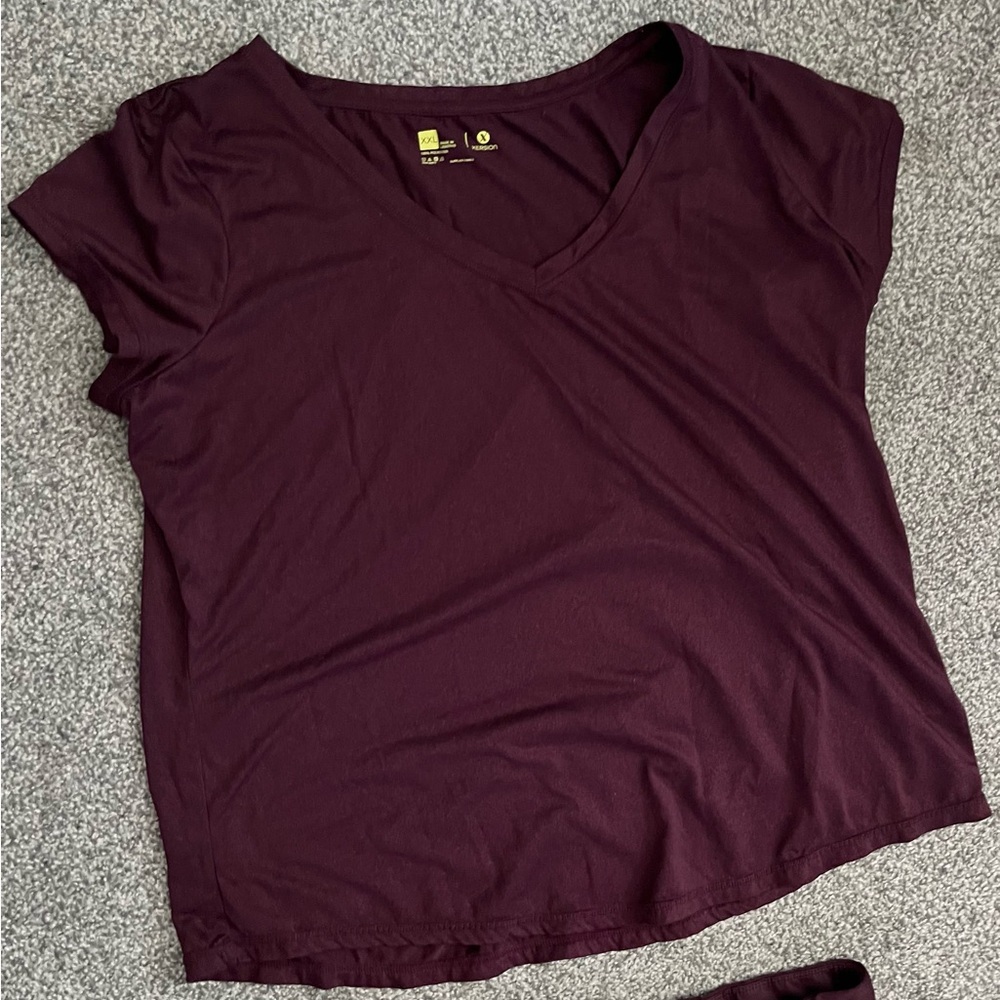 Xersion Women's Short Sleeve V-Neck Top - Deep Burgundy XXL